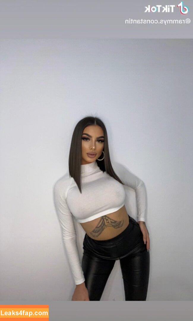 Ugotitflauntit / Leicester girl Emma S leaked photo photo #0022