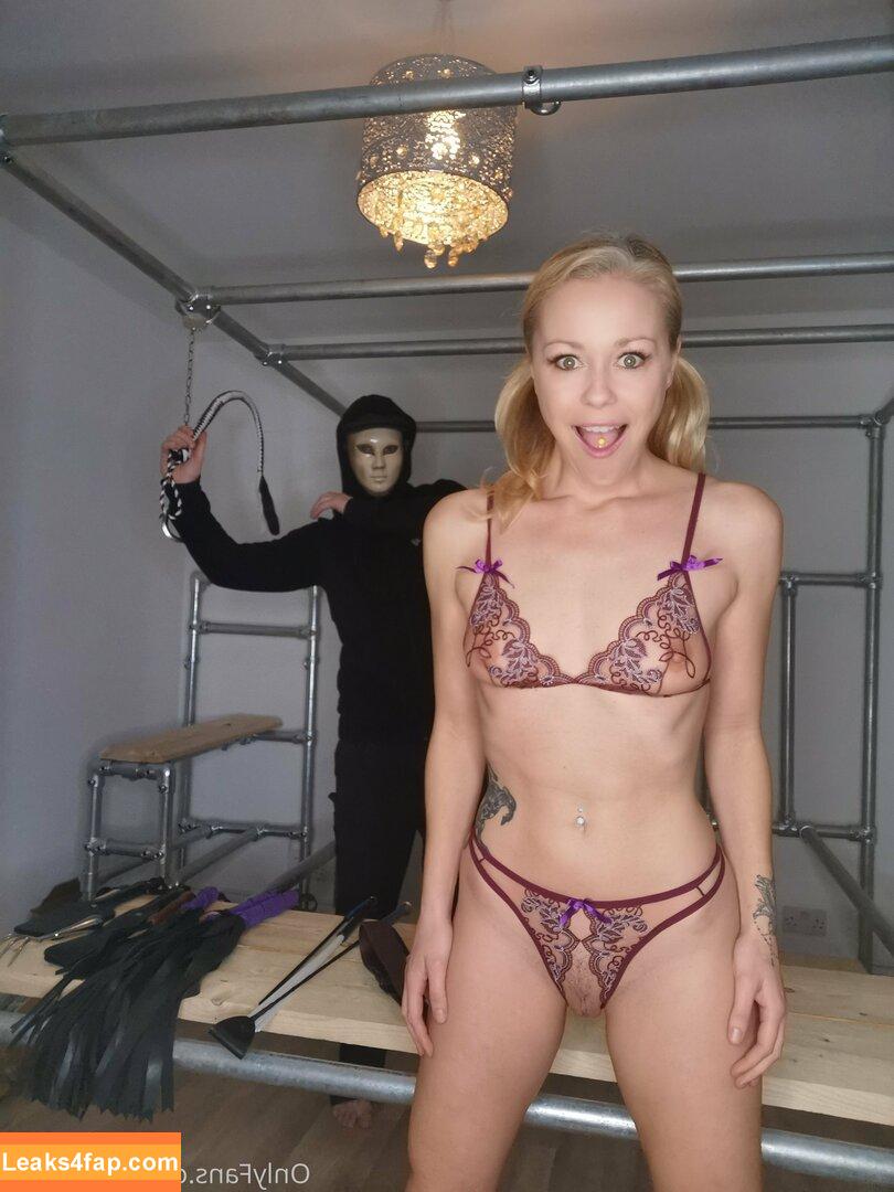 ukcutegirl / ukcutegirllucy leaked photo photo #0005