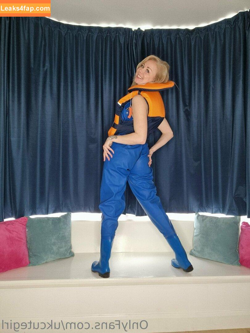 ukcutegirl / ukcutegirllucy leaked photo photo #0154