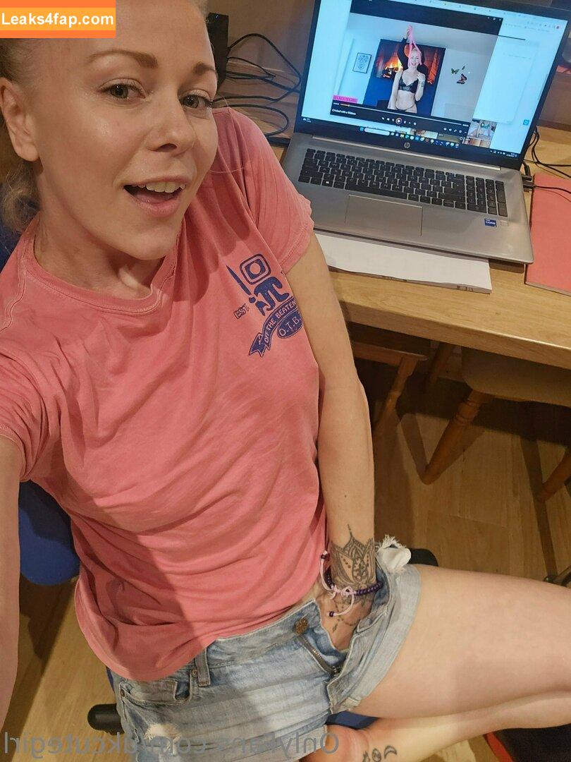 ukcutegirl / ukcutegirllucy leaked photo photo #0548