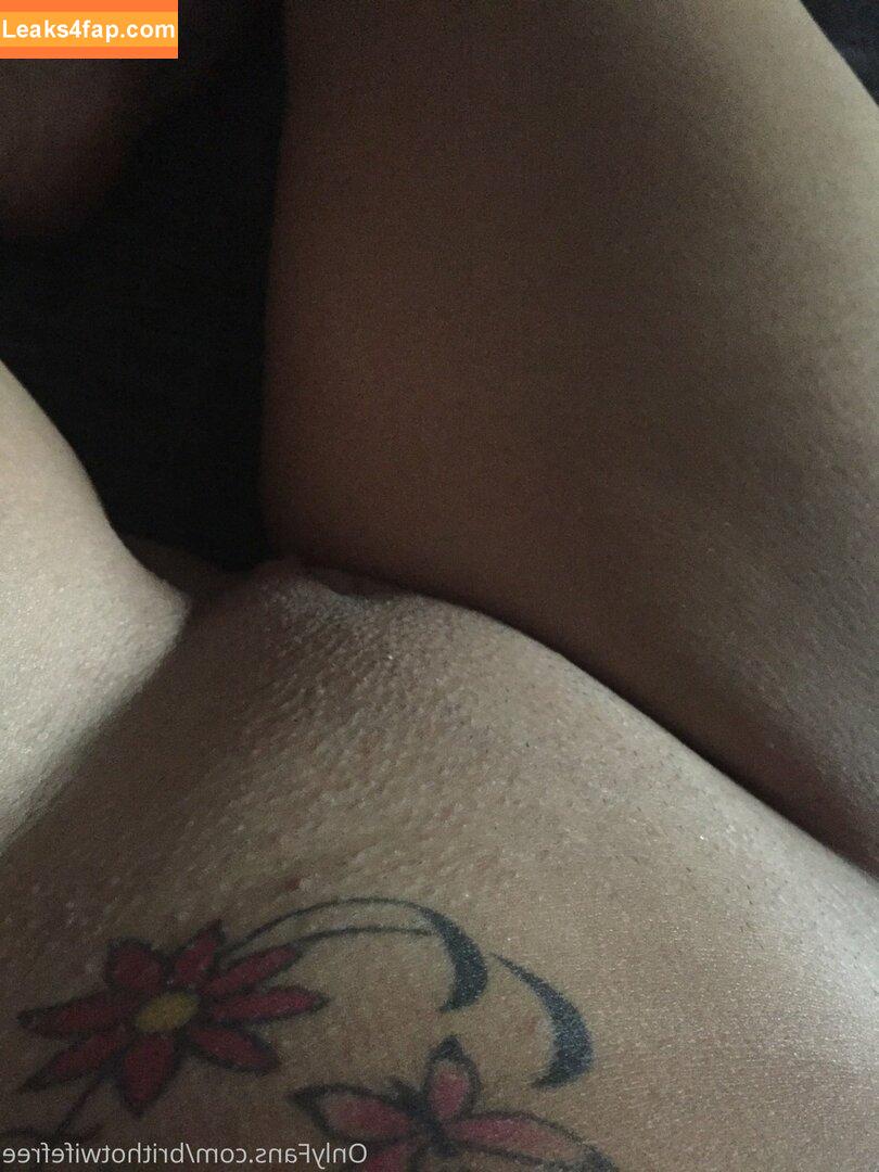 ukhotwifecouple / uk_hotwife leaked photo photo #0027