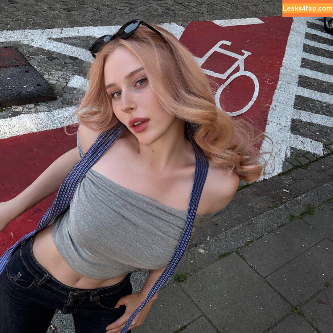 Ukraine Mega / misstic / ukraine.ua leaked photo photo #0177