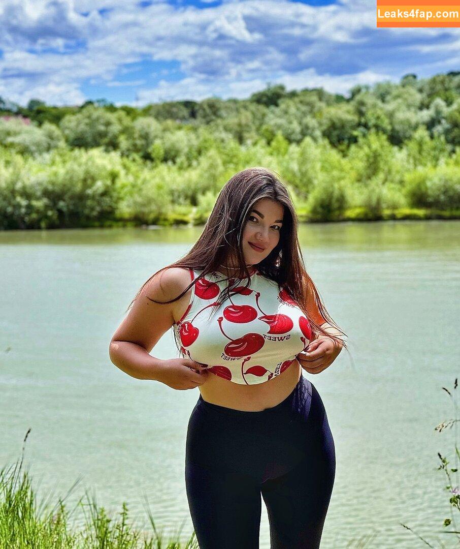 Ukraine Mega / misstic / ukraine.ua leaked photo photo #0352