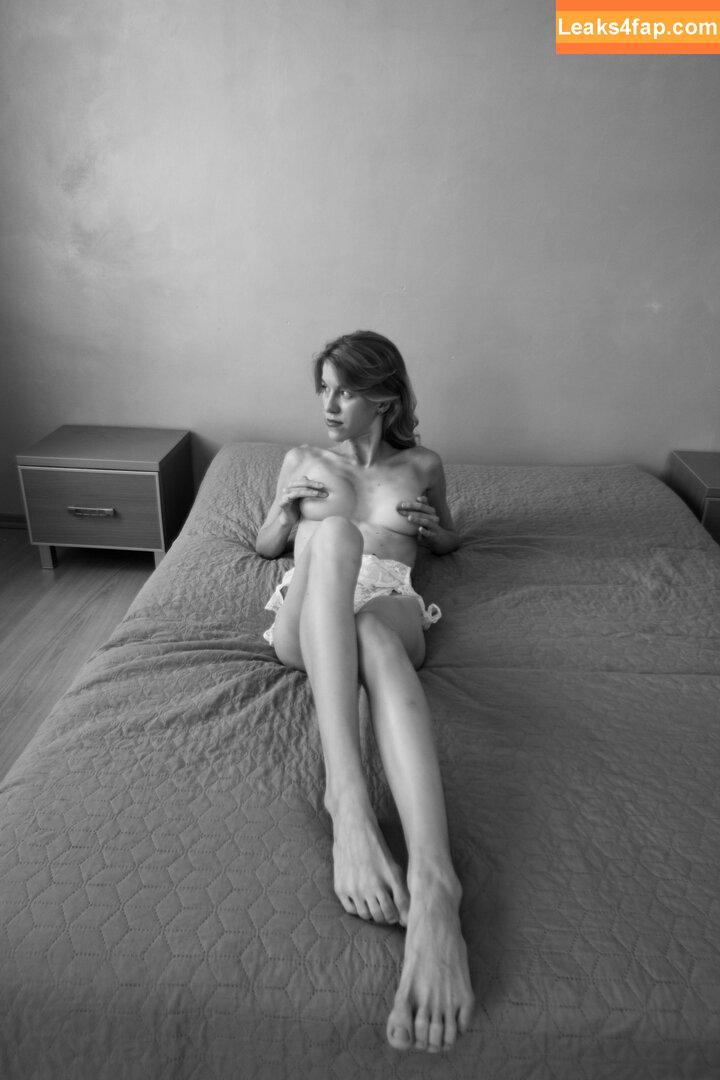 Ukraine Mega / misstic / ukraine.ua слитое фото фото #0539