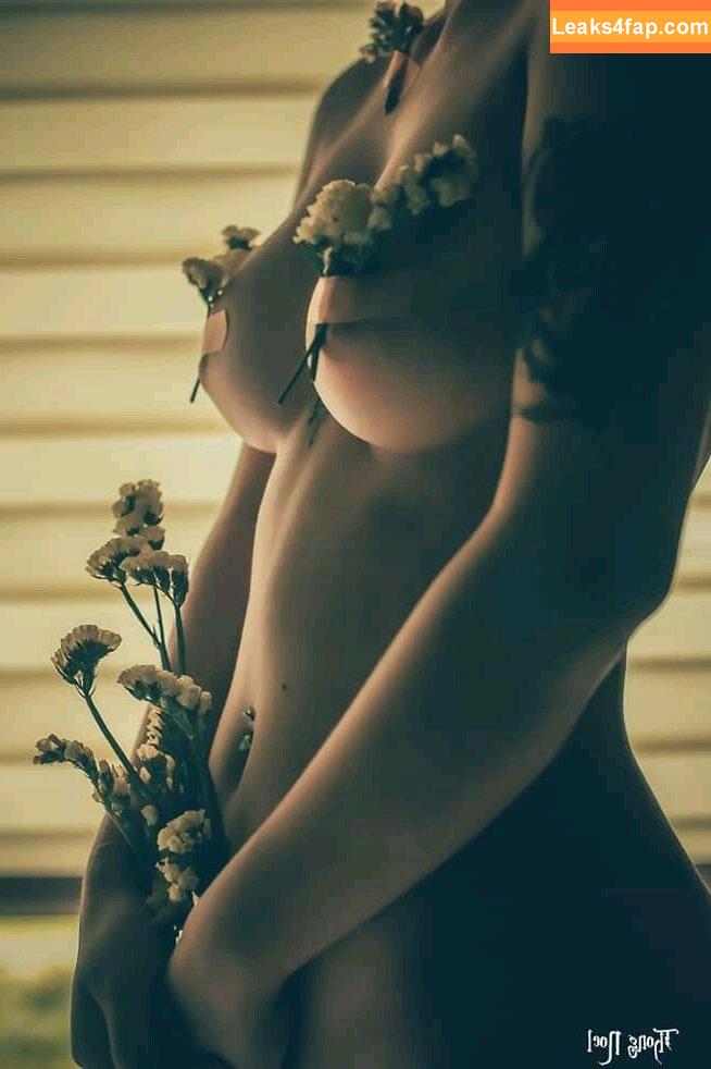 Umeko J. / umekoj0910 / umekoj0910_ / umekojcosplayer leaked photo photo #0016