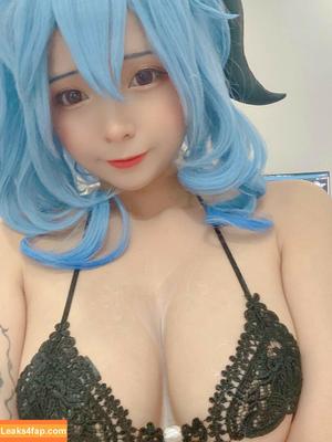 Umeko J. photo #0026