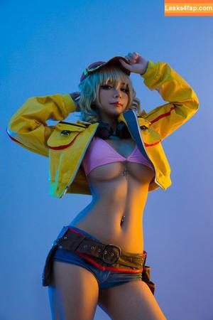 Umeko J. photo #0175