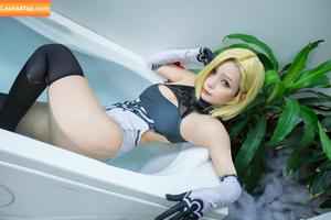 Umeko J. photo #0301