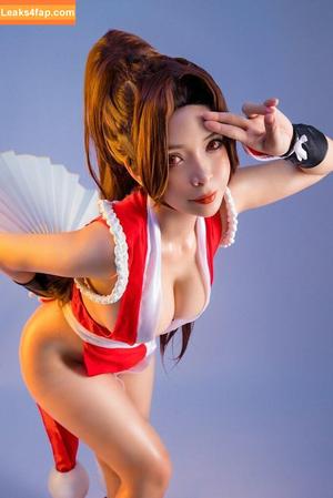 Umeko J. photo #0492