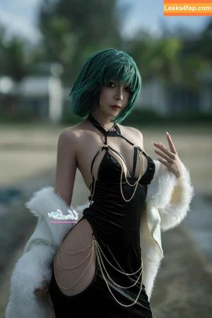 Umeko J. photo #0750