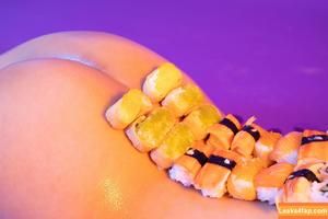 Umeko J. photo #0963