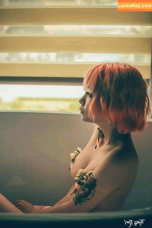 Umeko J. photo #1057