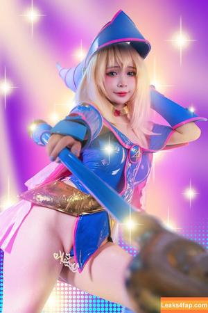 Umeko J. photo #1833