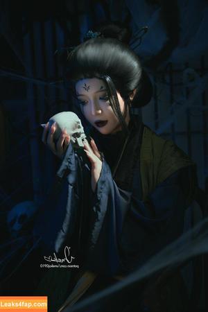 Umeko J. photo #2211