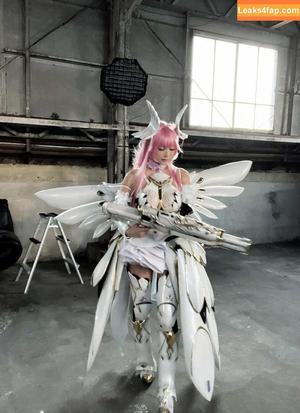 Umi Shinonome photo #1054