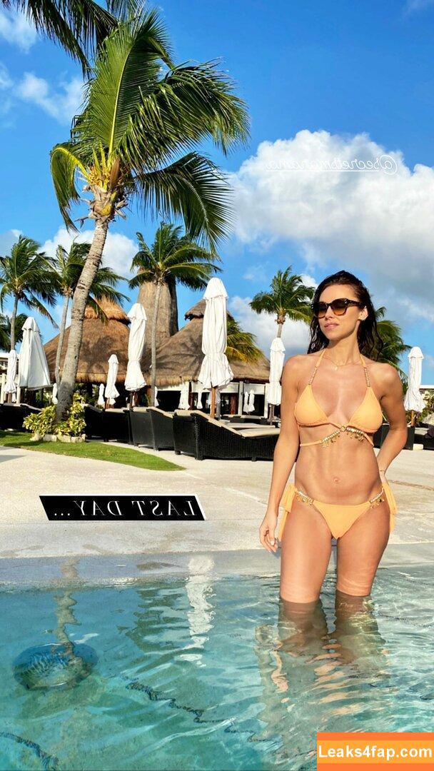 Una Healy / unahealy слитое фото фото #0041