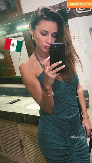 Una Healy фото #0014