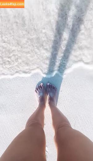 Una Healy фото #0015