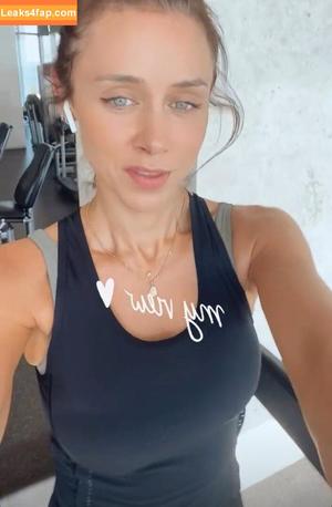 Una Healy фото #0039