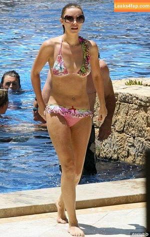 Una Healy photo #0144