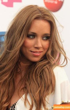 Una Healy photo #0148