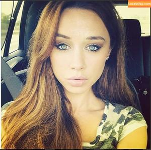 Una Healy photo #0216