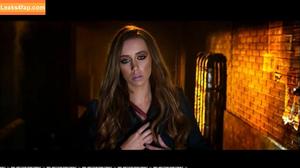 Una Healy photo #0245