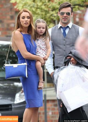 Una Healy photo #0277