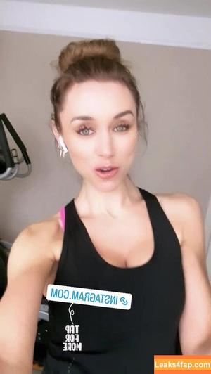 Una Healy photo #0328