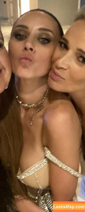 Una Healy photo #0353