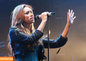 Una Healy photo #0513