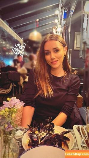 Una Healy photo #0671