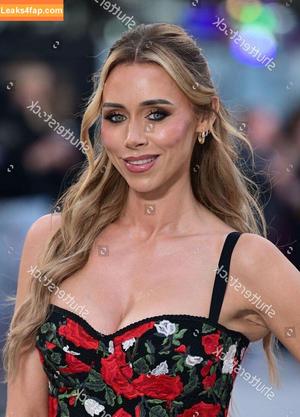 Una Healy photo #1046