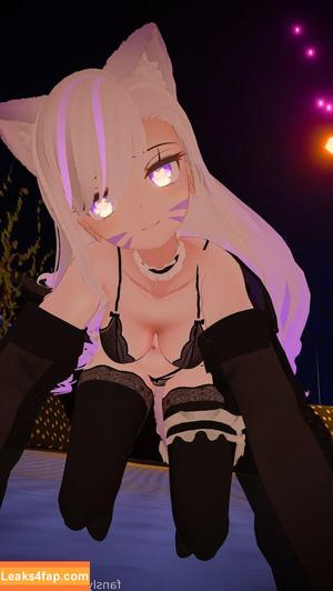 Unari_VR photo #0013