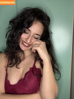 Unasemplicefra photo #0014