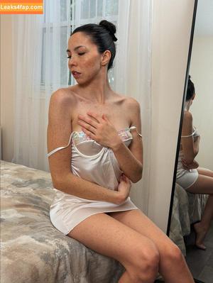 uncensoredbrit photo #0075