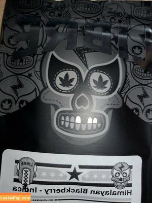 uncut88888 photo #0092