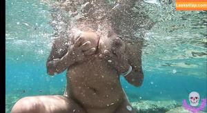 Underwater Tori photo #0019