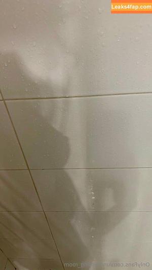 undressing_room photo #0005
