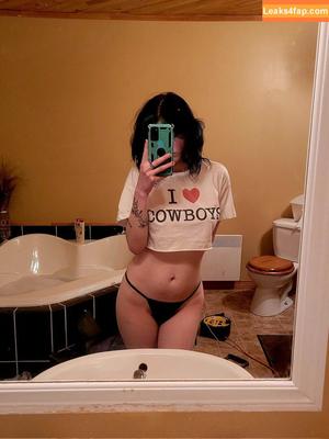 unh0lyvixen_18 photo #0048