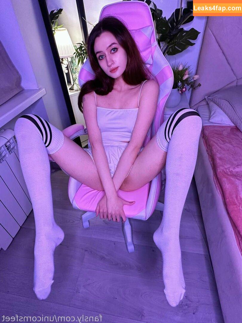 unicornsfeet / PinkGirlViki / PinkViki / strupedsofunicorns / victoriavikiv leaked photo photo #0051