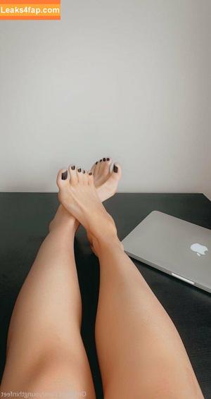 unigirlfeet photo #0012