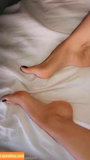 unigirlfeet photo #0044