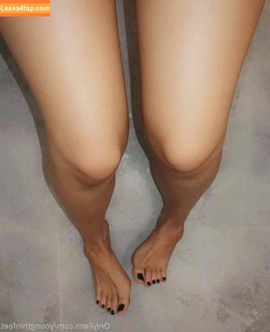 unigirlfeet photo #0115