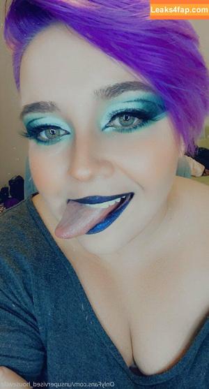 unsupervised_housewife photo #0038