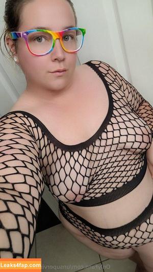 unsupervised_housewife photo #0109
