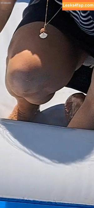 Upskirt - Candids photo #0032