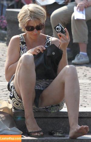 Upskirt - Candids фото #0158