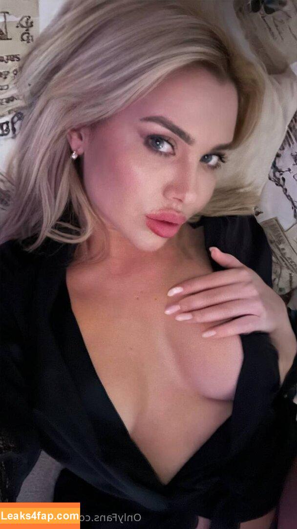 ur_lil_steffy / stephstefsteffi leaked photo photo #0050