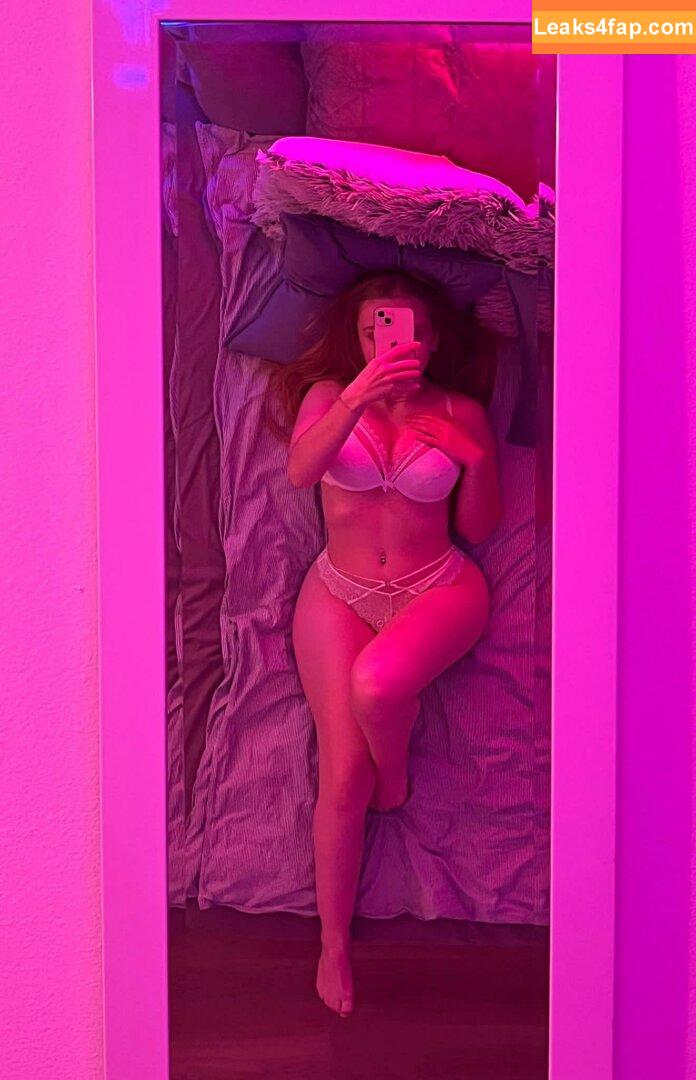 Urchilichicken / Kimberly / chilichickensoup / kimberlyanjifischer leaked photo photo #0010